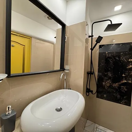 Harry Smart Hotel 3*