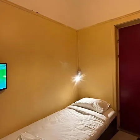 Hotel Harry Smart